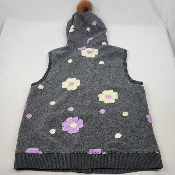 NWOT FreeBee felt / fleece floral pompom ribbed trim vest - Picture 5 of 6